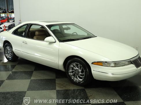 Used 1993 Lincoln Mark VIII RWD image 14
