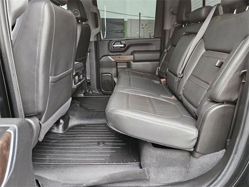 Used 2020 GMC Sierra 2500 Denali w/ Denali Ultimate Package image 18