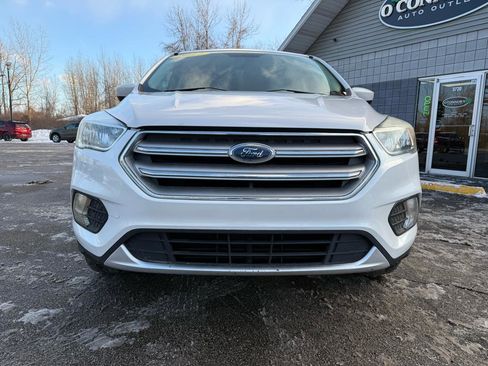 Used 2017 Ford Escape SE image 8