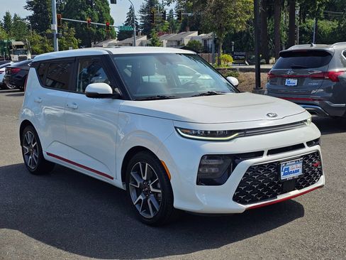 Used 2020 Kia Soul GT-Line Turbo FWD image 3