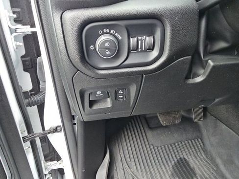 Used 2023 RAM 1500 Laramie image 37