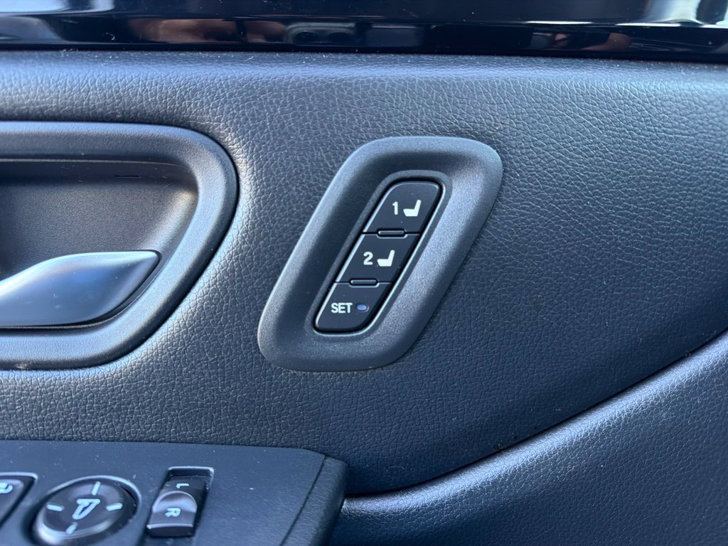 Used 2024 Honda Pilot Touring image 19