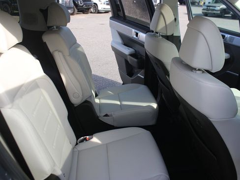 Used 2024 Hyundai Santa Fe Calligraphy AWD/4WD image 40