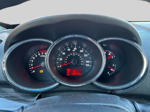 Used 2013 Kia Sorento LX w/ Convenience Pkg image 24