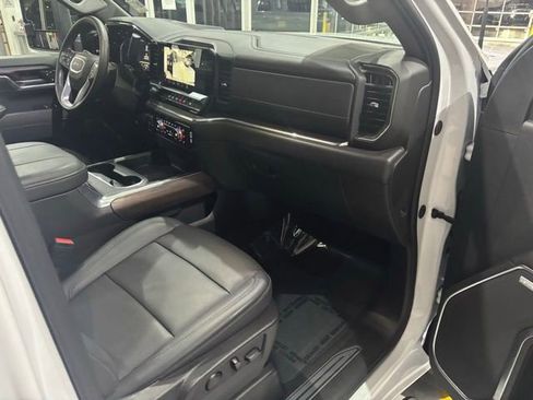 Used 2024 GMC Sierra 3500 SLT w/ SLT Premium Package AWD/4WD image 40