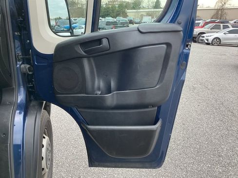 Used 2022 RAM ProMaster 2500 image 7