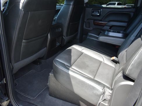 Used 2018 GMC Sierra 1500 SLT w/ Enhanced Driver Alert Package RWD image 27