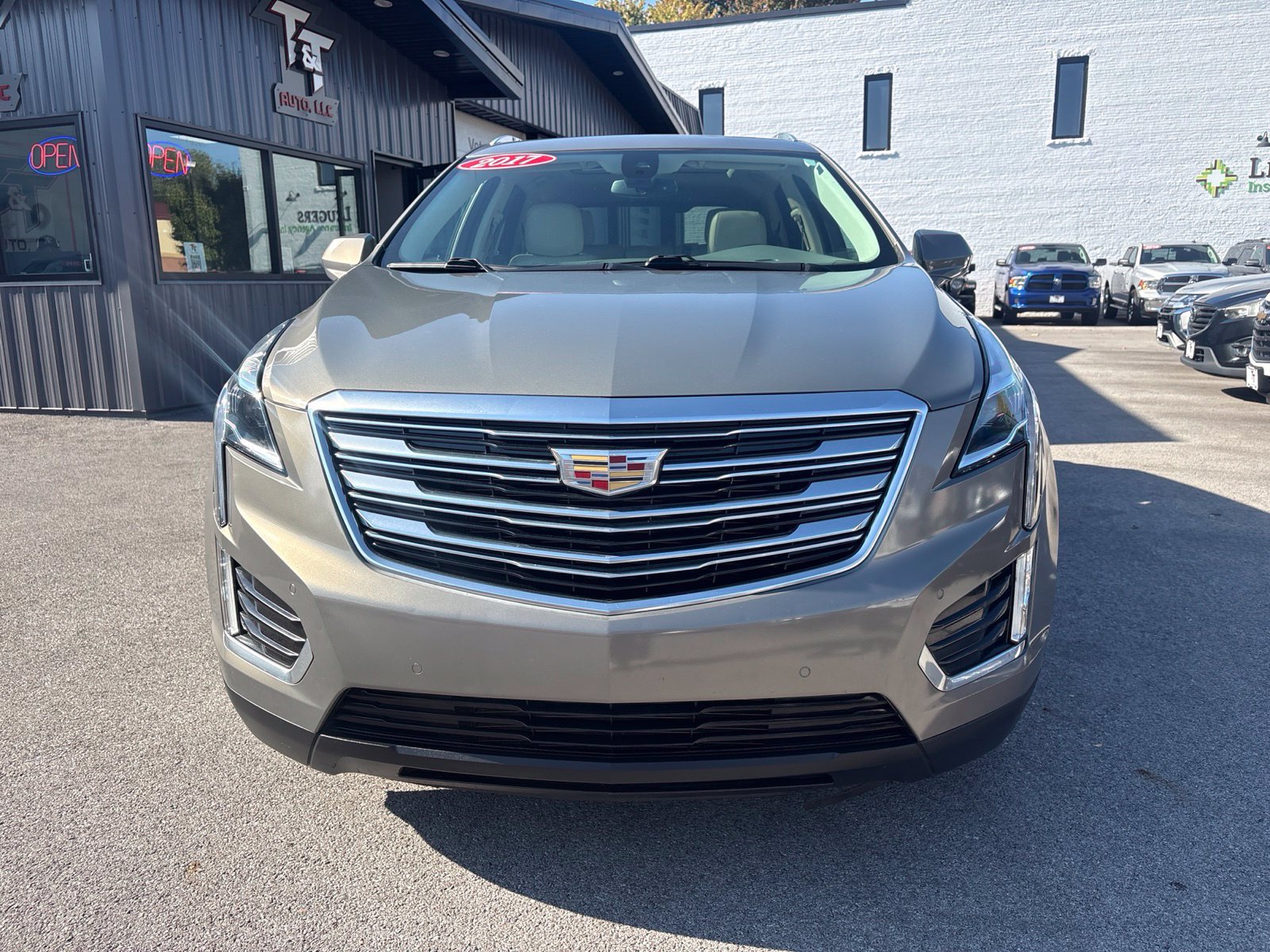 Used 2017 Cadillac XT5 Premium Luxury FWD image 8