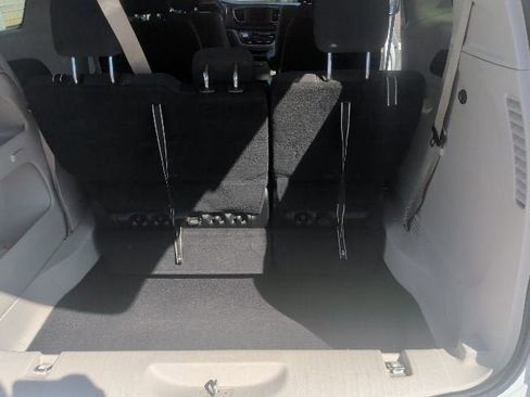 Used 2023 Chrysler Voyager LX FWD image 12