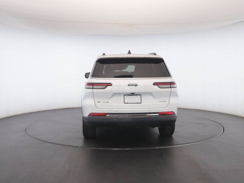 Certified 2022 Jeep Grand Cherokee L Limited AWD/4WD image 21