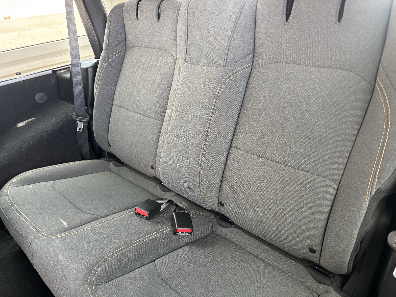 Used 2020 Jeep Wrangler Sport AWD/4WD image 17