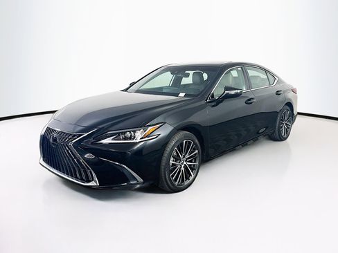 Used 2024 Lexus ES 350 w/ Premium Package image 3
