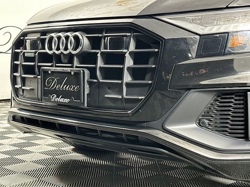 Used 2023 Audi Q8 Prestige w/ Prestige Package image 34