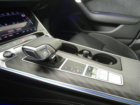 Used 2025 Audi A6 3.0T Prestige w/ Prestige Package image 27