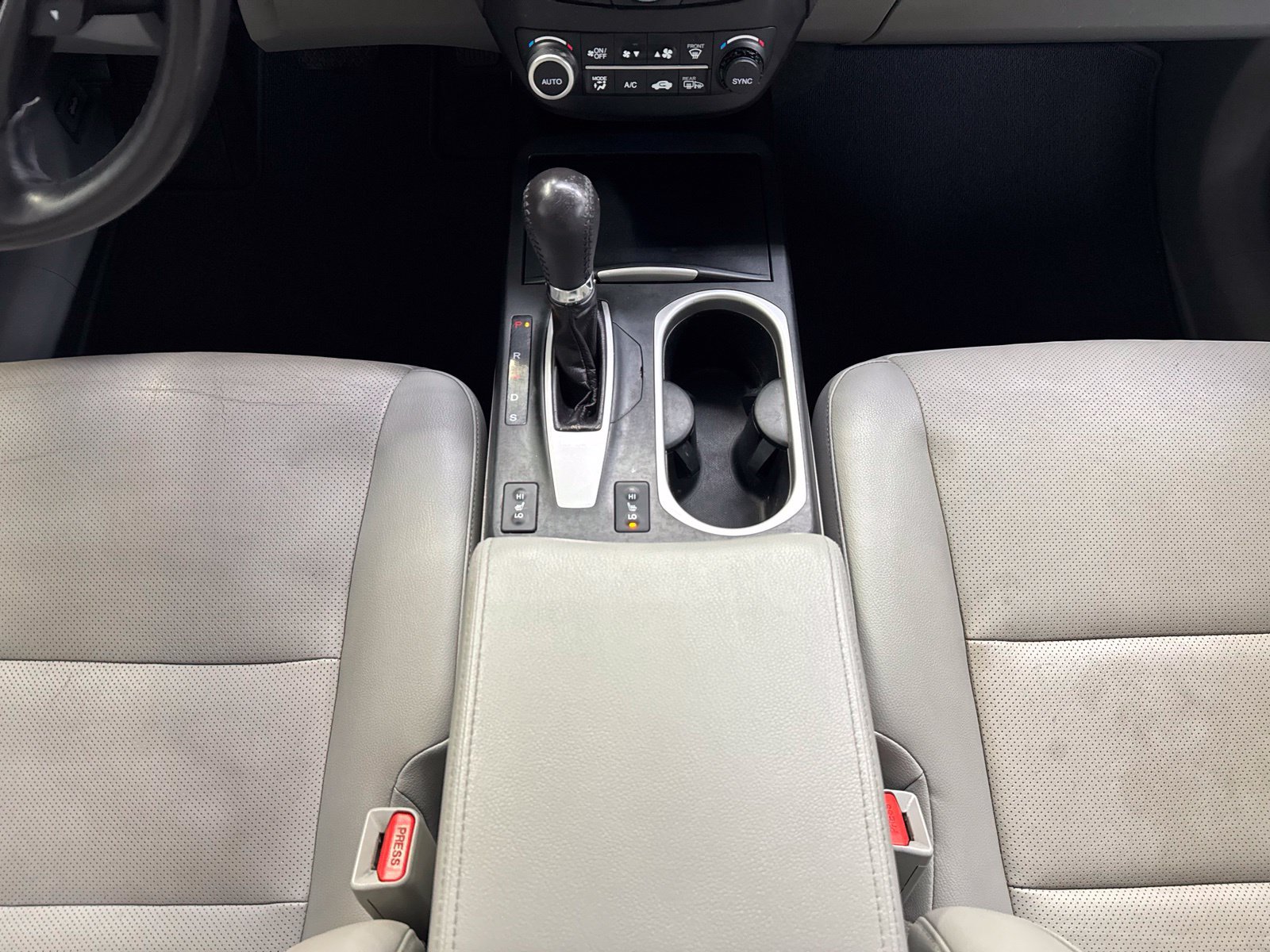 Used 2017 Acura RDX w/ Technology Package AWD/4WD image 28