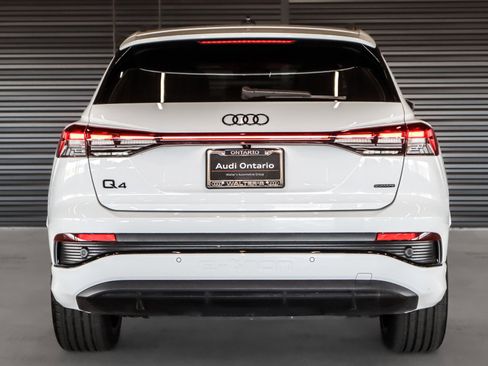 Used 2024 Audi Q4 e-tron Premium Plus AWD/4WD image 15