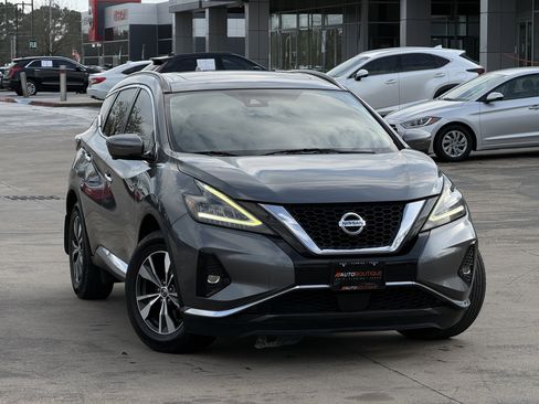 Used 2020 Nissan Murano SV w/ Premium Package image 3