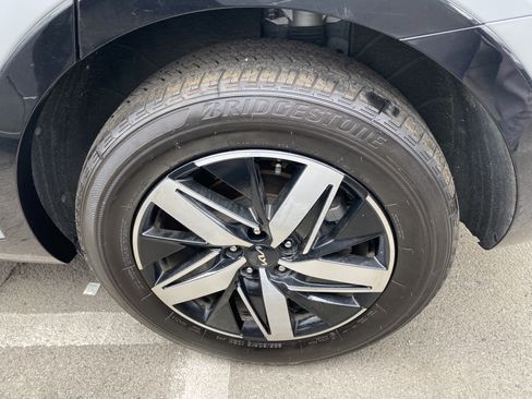 Used 2022 Kia Sorento EX FWD image 12