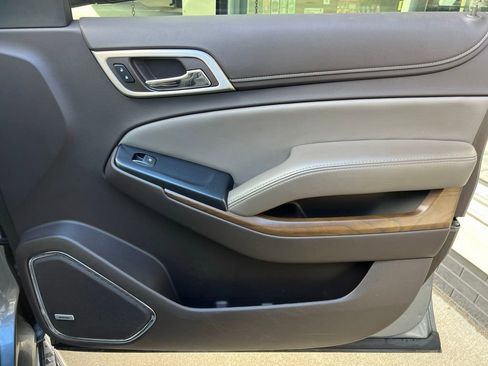 Used 2019 GMC Yukon XL Denali w/ Open Road Package image 33