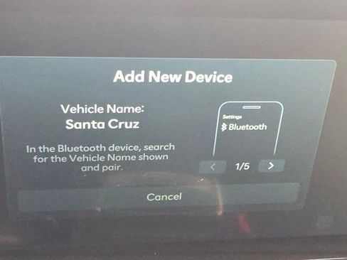 Certified 2025 Hyundai Santa Cruz SE image 9