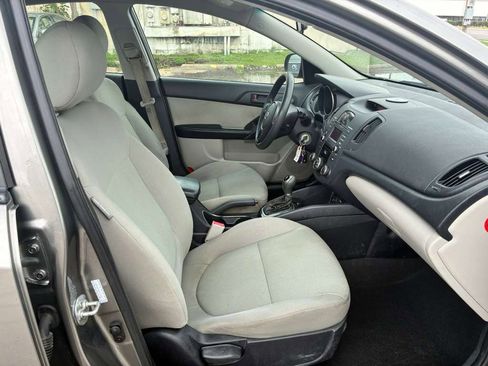 Used 2012 Kia Forte EX image 3