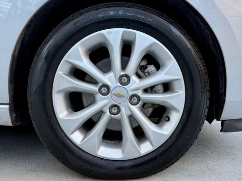 Used 2021 Chevrolet Spark LT image 25