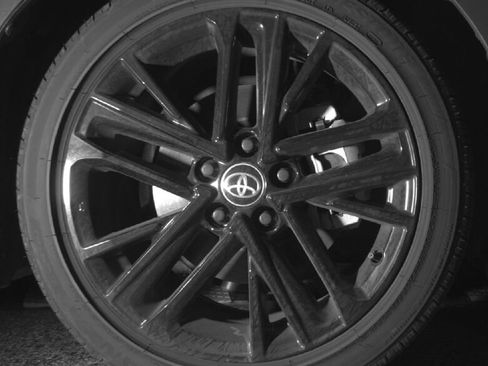 Used 2026 Toyota Camry SE FWD image 11