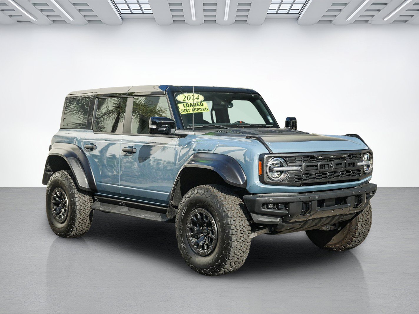 Used 2024 Ford Bronco Raptor AWD/4WD image 3