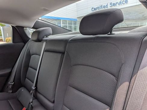 Used 2025 Chevrolet Malibu LT FWD image 28