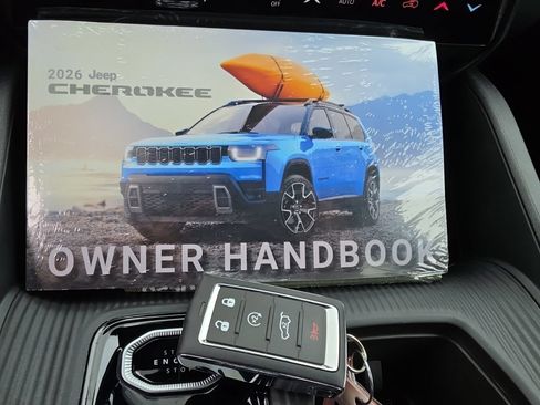 New 2026 Jeep Cherokee Overland w/ Trailer Tow Group AWD/4WD image 30