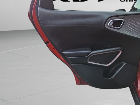 Used 2022 Kia Soul LX w/ Technology Package FWD image 27