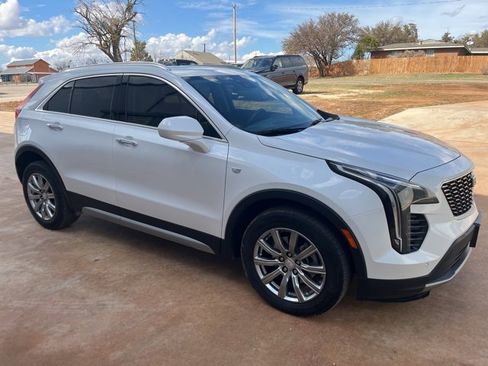 Used 2020 Cadillac XT4 Premium Luxury w/ Technology Package image 3