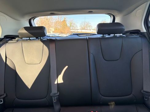 Used 2024 Buick Encore GX Sport Touring image 34