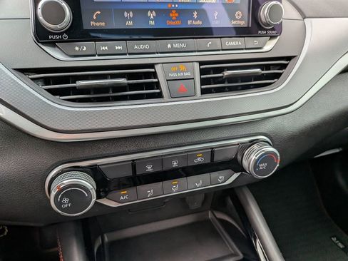 Used 2023 Nissan Altima 2.5 SR FWD image 27
