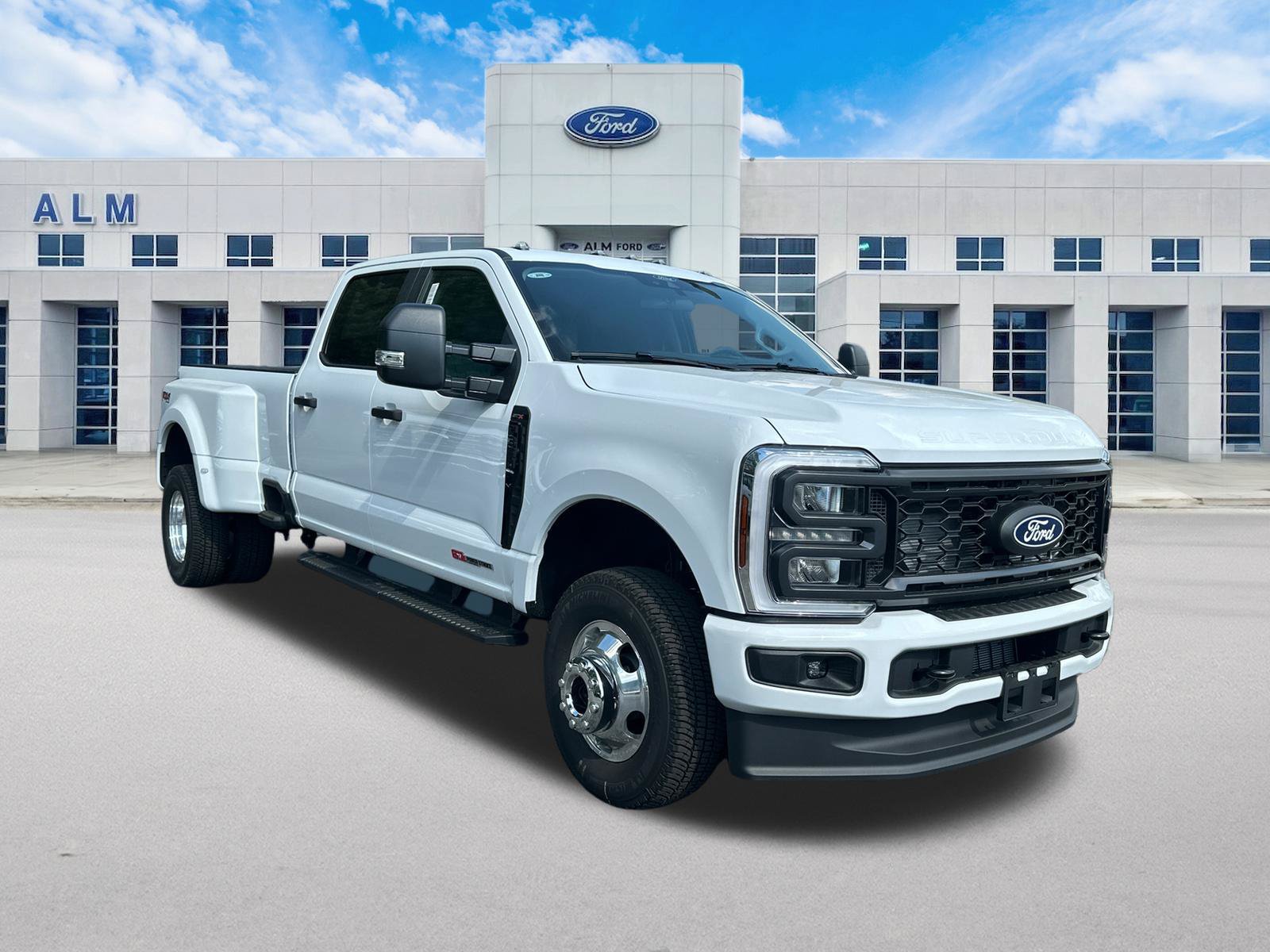 New 2027 Ford F350 XL w/ STX Appearance Package AWD/4WD image 4