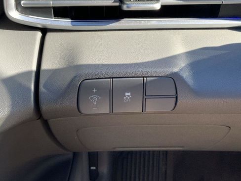 Used 2024 Hyundai Elantra SEL image 29