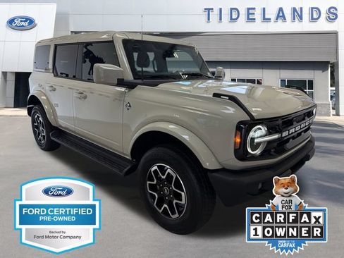 Certified 2025 Ford Bronco Outer Banks AWD/4WD image 1