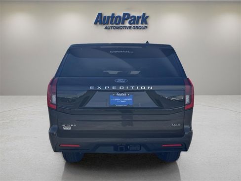 New 2025 Ford Expedition Max Active image 6