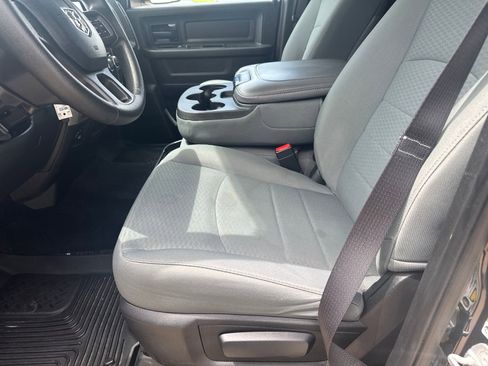 Used 2017 RAM 1500 Express w/ Black Ram 1500 Express Group AWD/4WD image 24