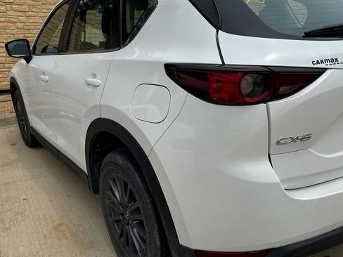 Used 2019 MAZDA CX-5 Sport FWD image 9