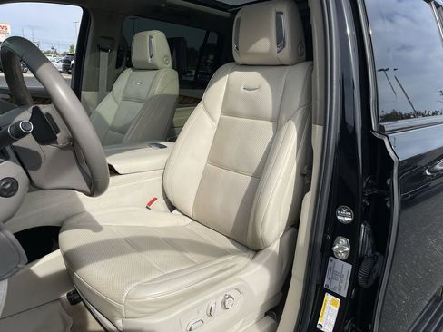 Used 2023 Cadillac Escalade ESV Sport Platinum w/ LPO, ONYX Package AWD/4WD image 20