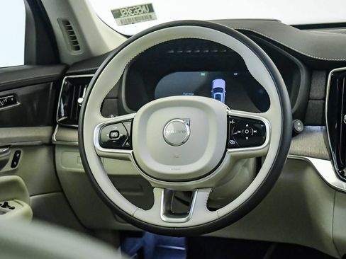 Certified 2026 Volvo XC90 B6 Ultra w/ Protection Package AWD/4WD image 13
