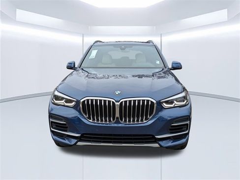 Used 2022 BMW X5 xDrive40i w/ Premium Package image 9