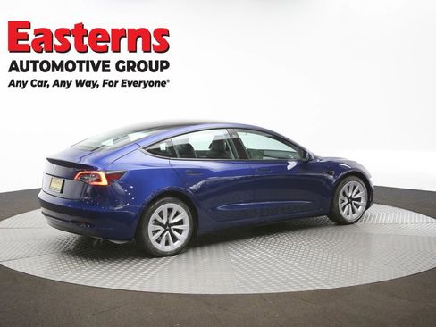 Used 2022 Tesla Model 3 Standard Range RWD image 40