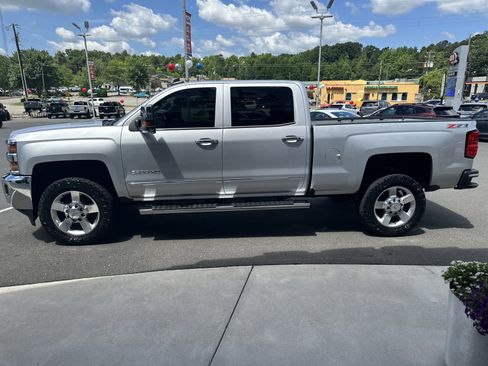 Used 2016 Chevrolet Silverado 2500 LTZ w/ Duramax Plus Package AWD/4WD image 5