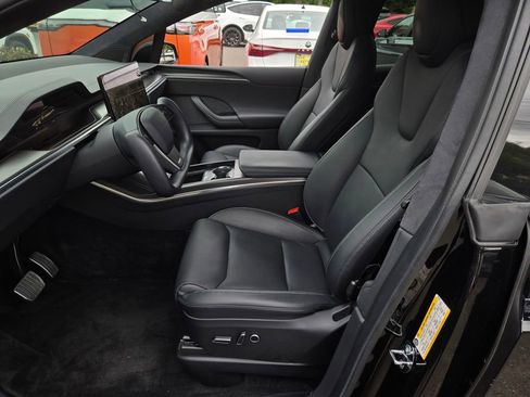 Used 2022 Tesla Model X Plaid AWD/4WD image 19