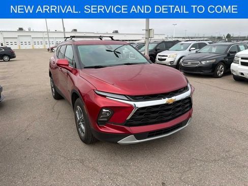 Used 2024 Chevrolet Blazer LT w/ Convenience Package AWD/4WD image 5