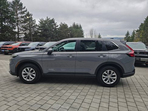 Certified 2025 Honda CR-V LX image 4