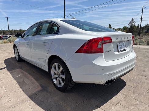 Used 2016 Volvo S60 T5 Premier w/ Convenience Package AWD/4WD image 5