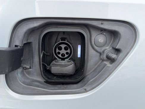 Used 2023 Polestar Polestar 2 w/ Pilot Pack image 46